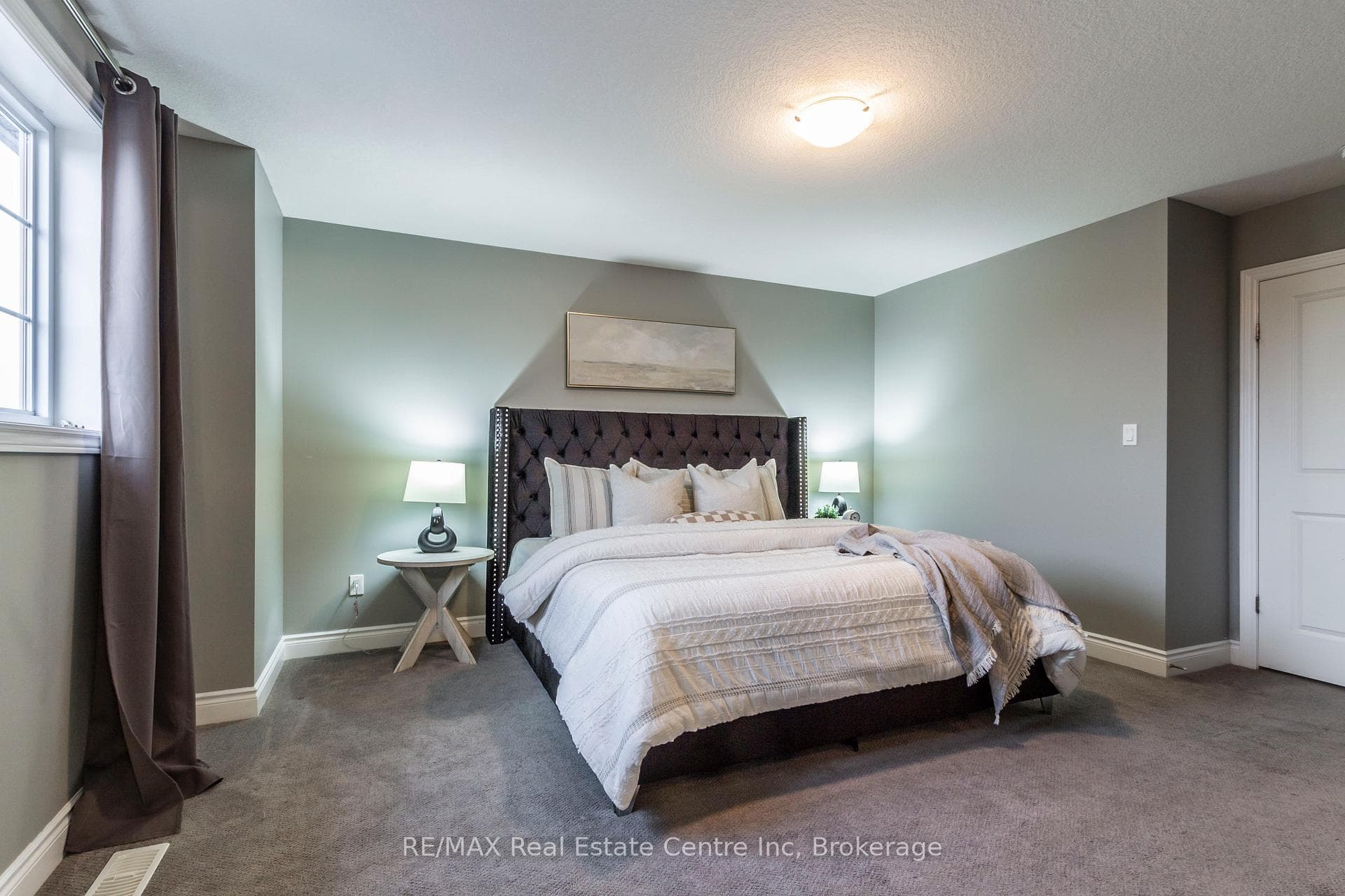 25 Jeffrey Drive photo 27
