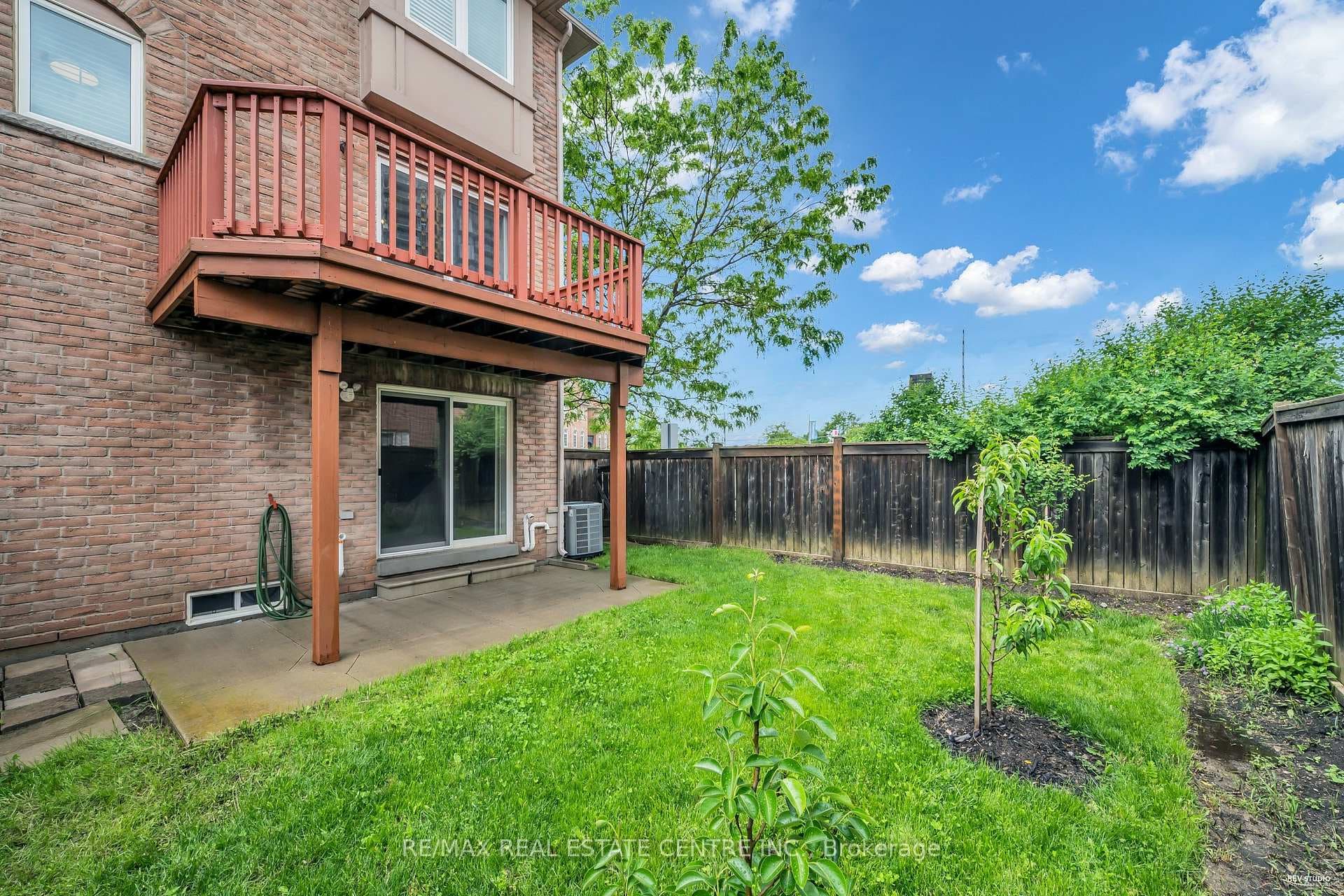 25 Bernard Avenue photo 32
