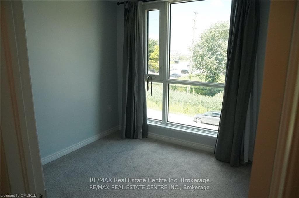 2388 KHALSA Glen Unit 305 photo 10