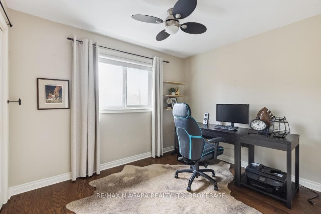 19 Fern Gate photo 29