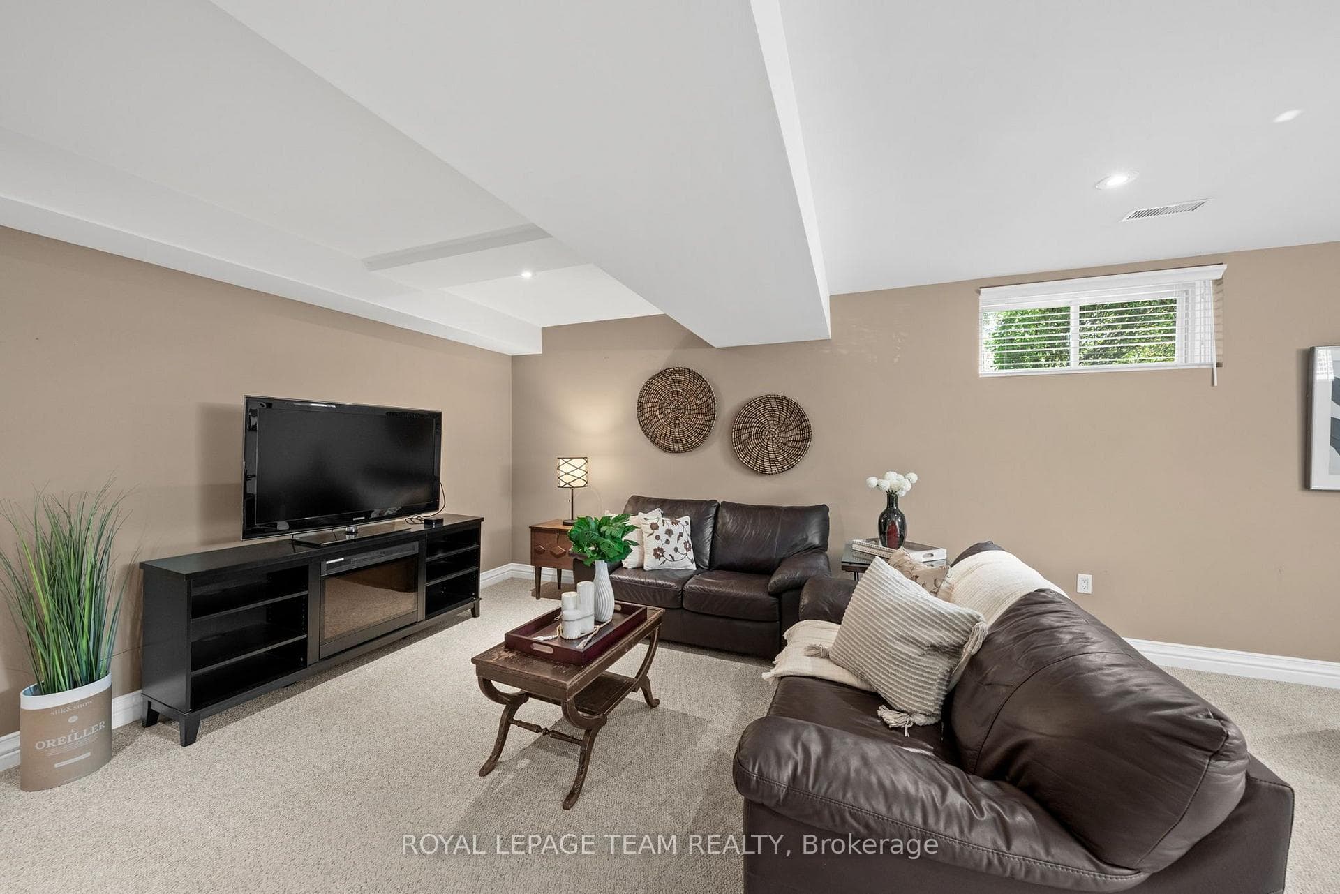 22 Honey Gables Drive photo 35