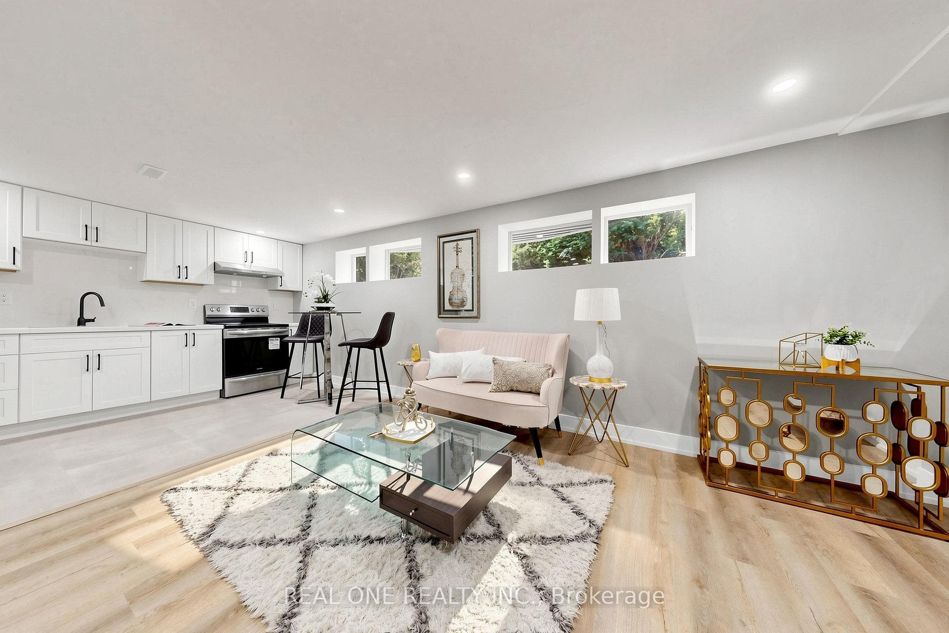 49 Bayview Parkway photo 35