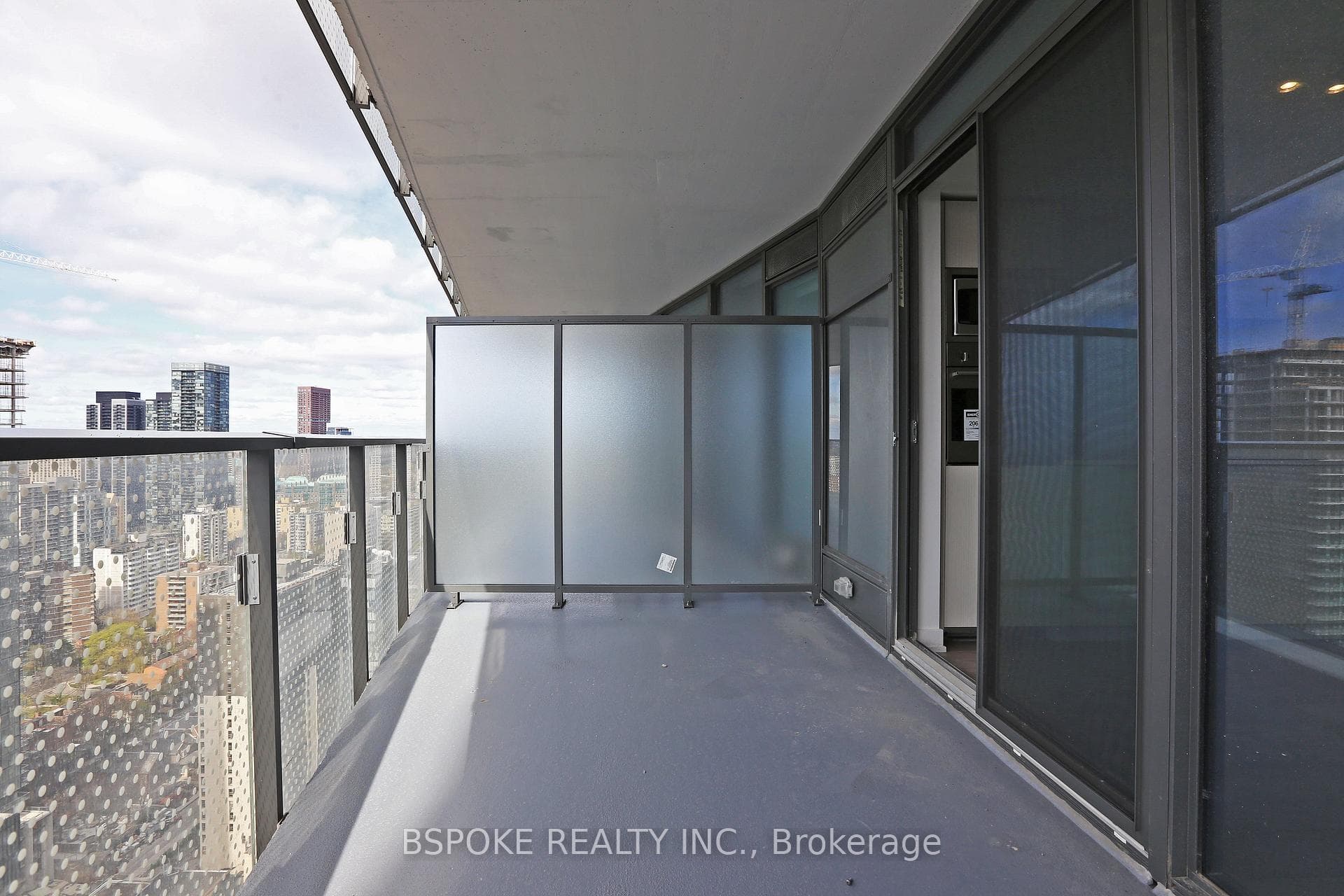 11 Wellesley Street Unit 3210 photo 15