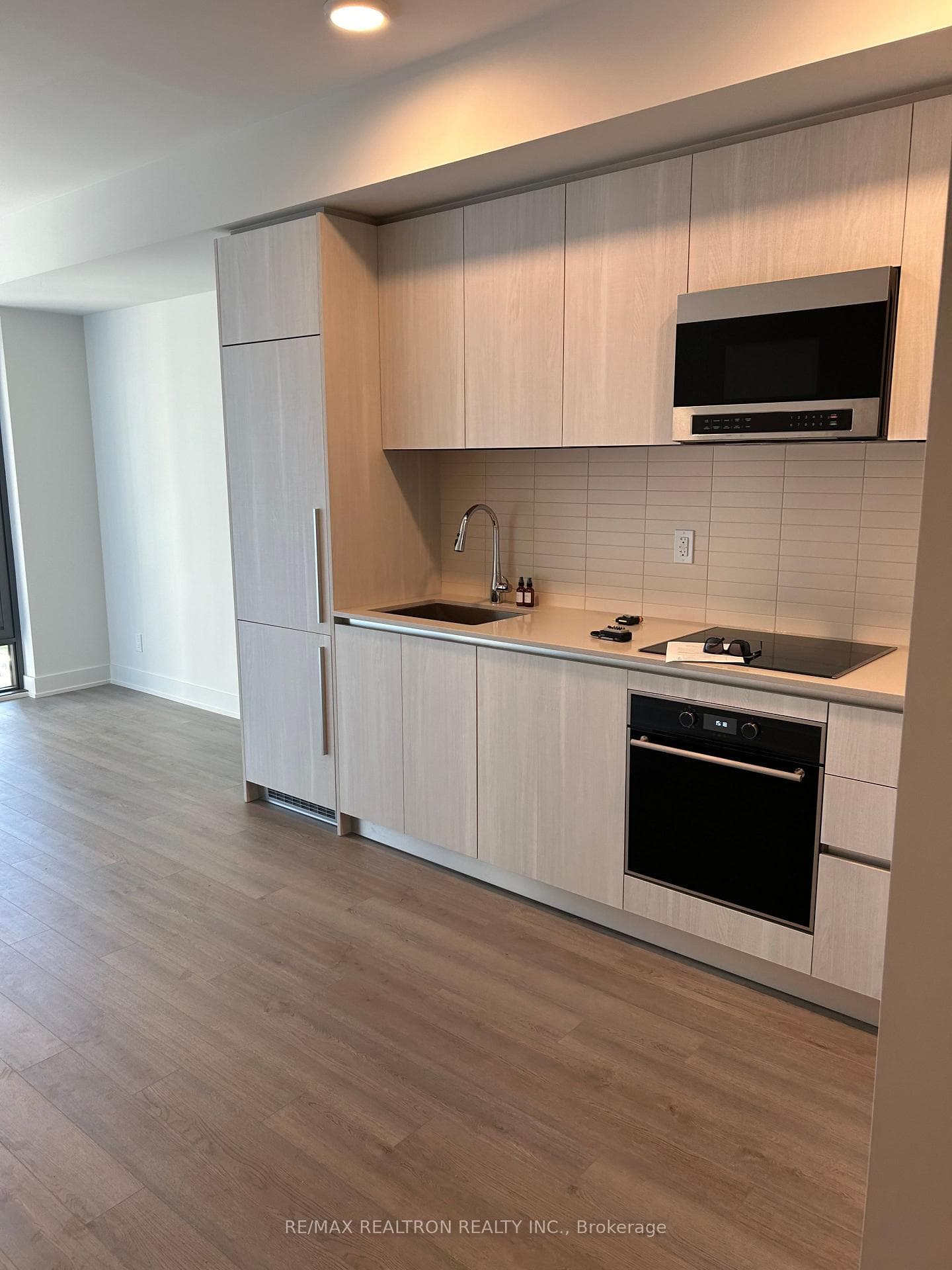 8 Cumberland Street Unit 1404 photo 7