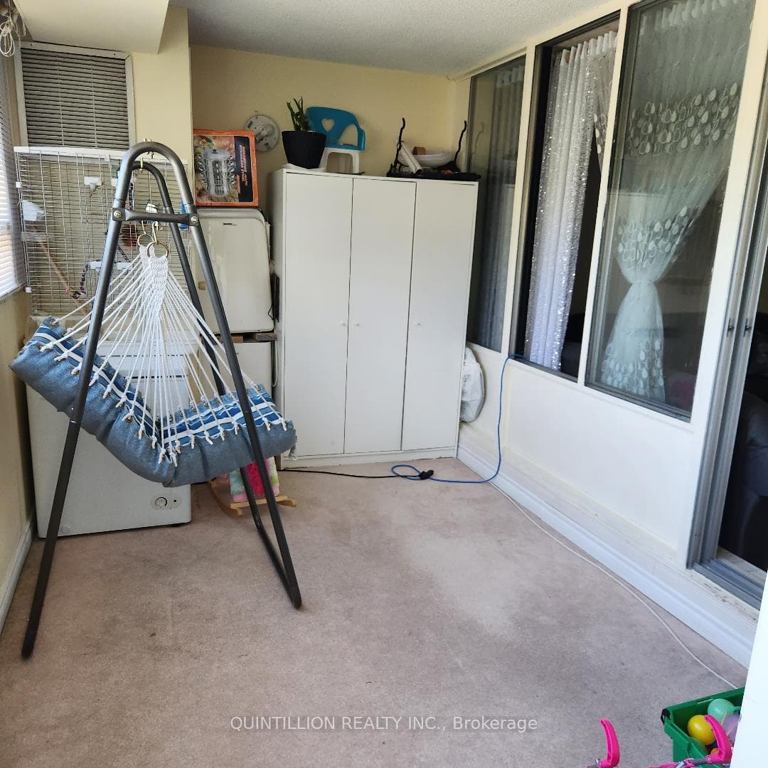 Additional sitting room