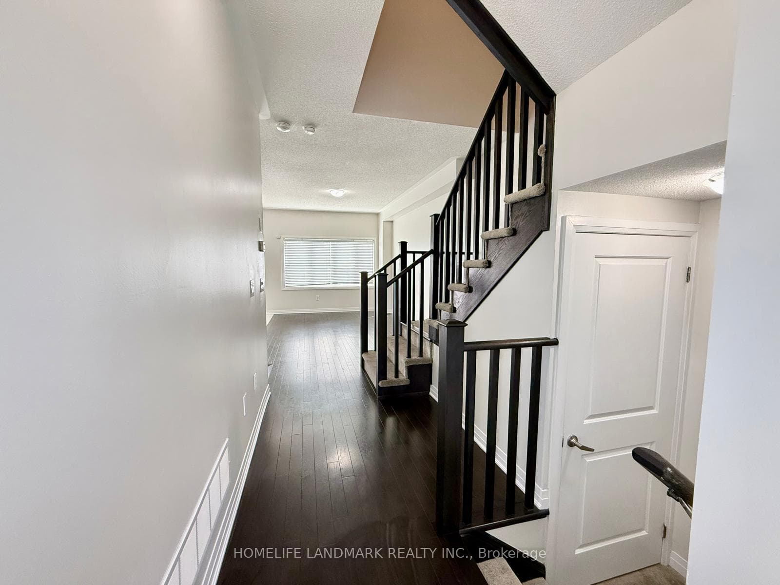 4186 Cherry Heights Boulevard photo 4
