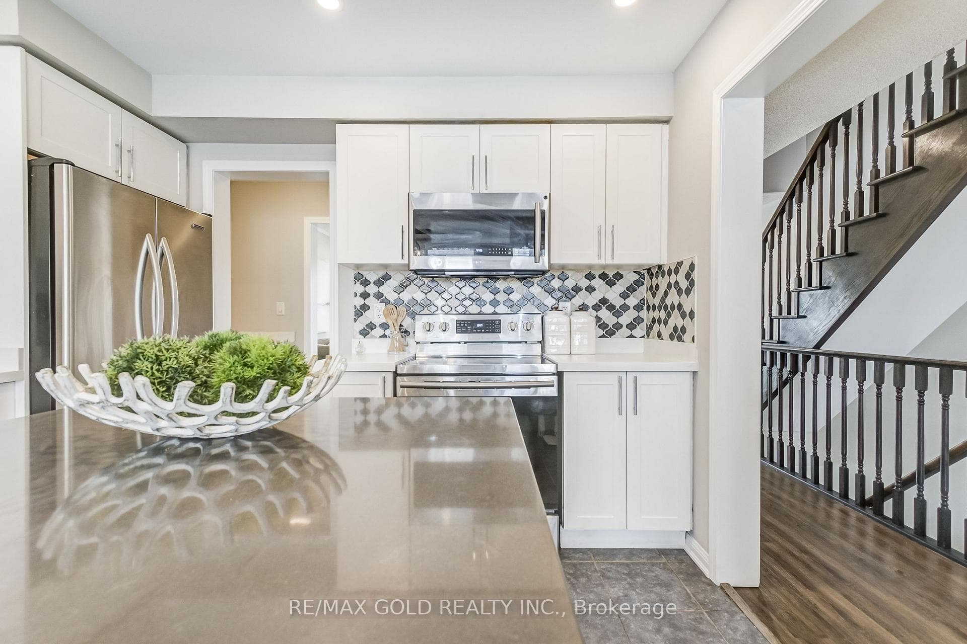 637 Scott Boulevard photo 25