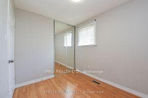 68 Jill Crescent photo 23