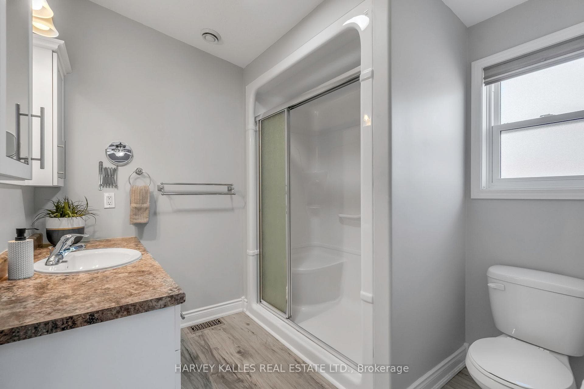 Primary ensuite