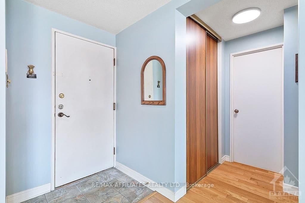 1465 BASELINE Road Unit 115 photo 8
