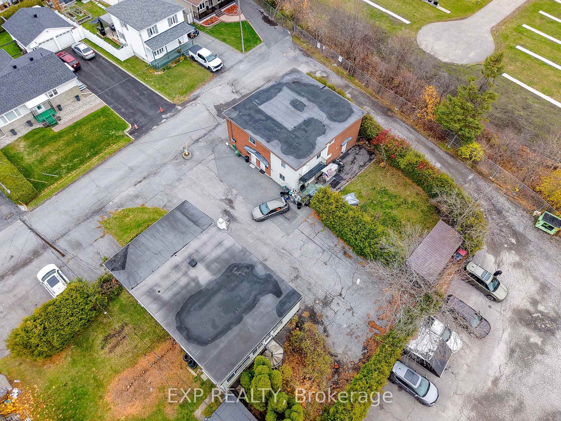 1237 1255 Cousineau Street photo 15