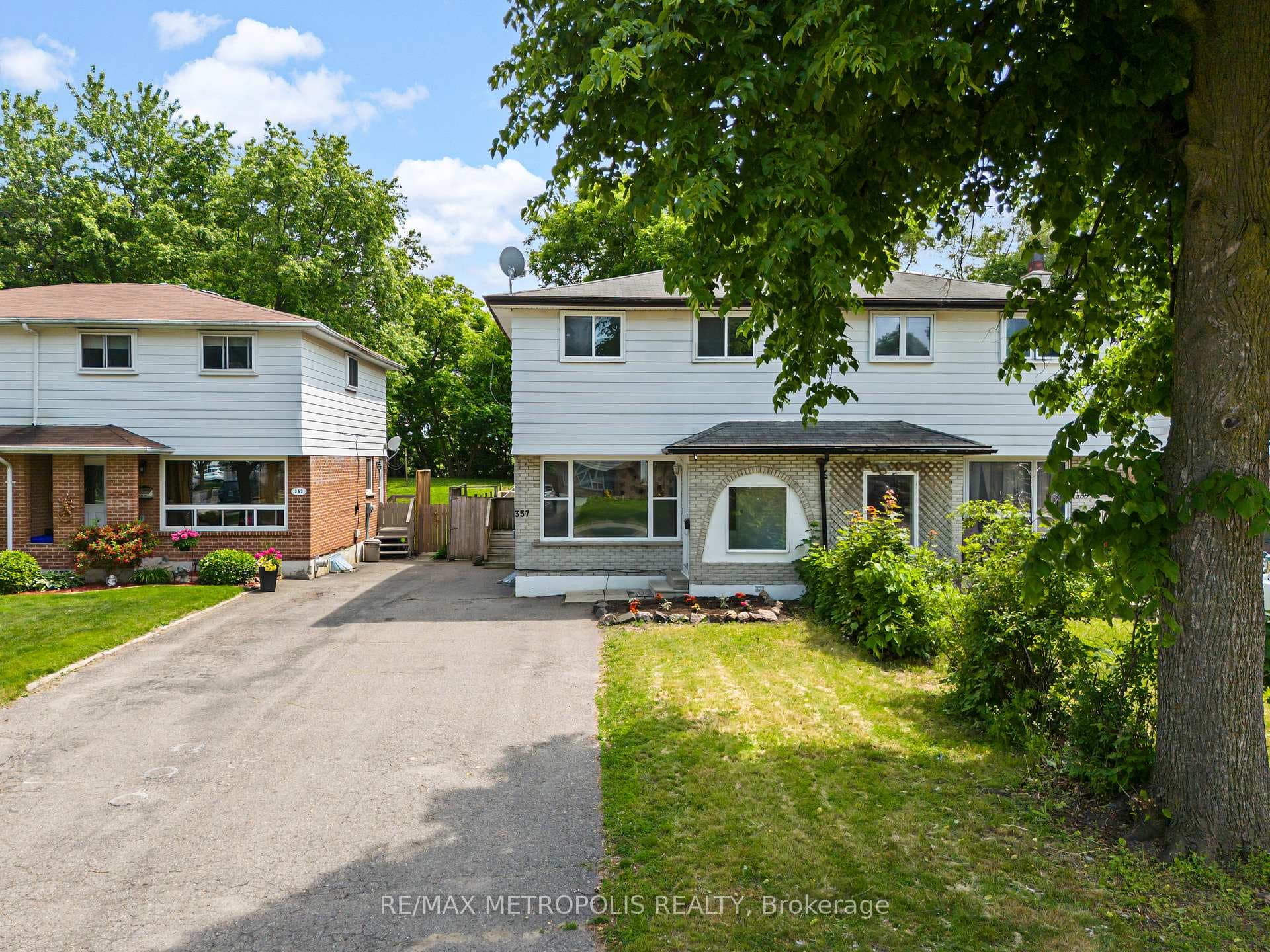 357 Durham Court photo 2