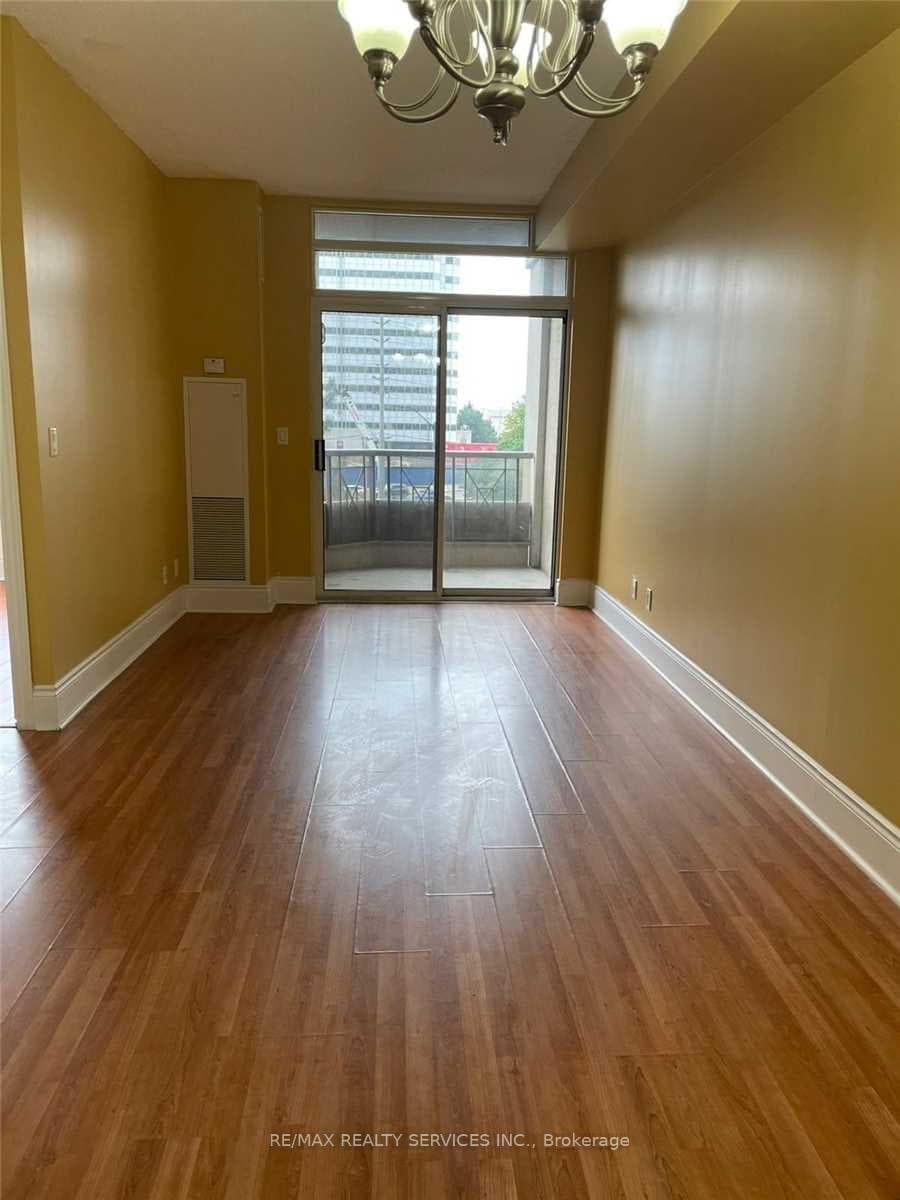 3888 Duke Of York Boulevard Unit 323 photo 3