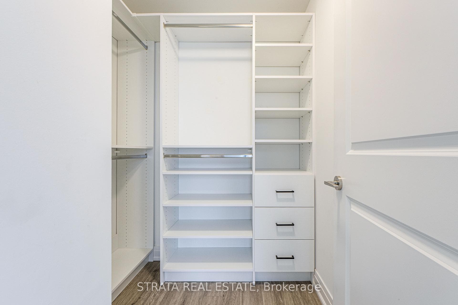 100 Dalhousie Street Unit 3804 photo 22