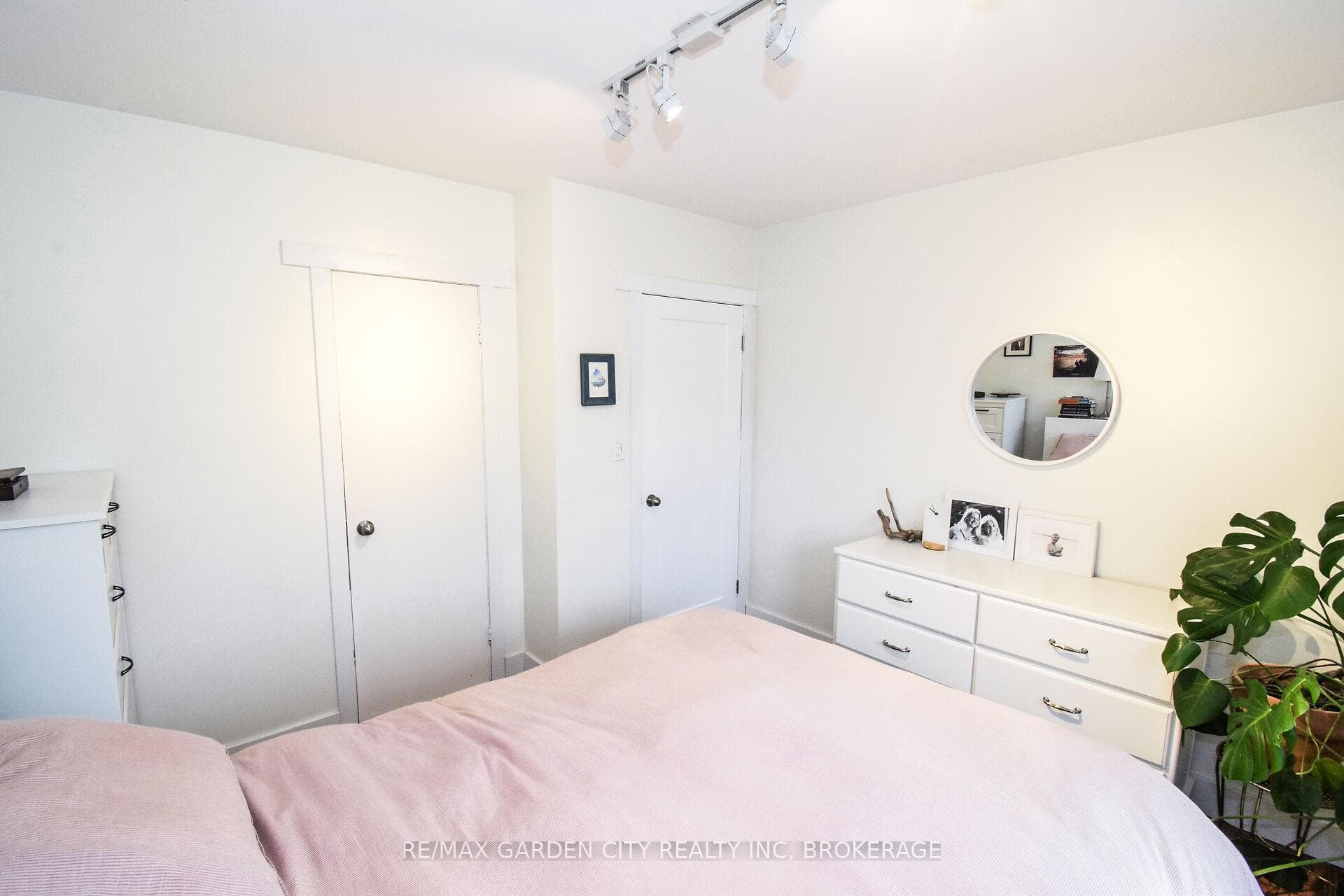 56 Longfellow Avenue photo 15