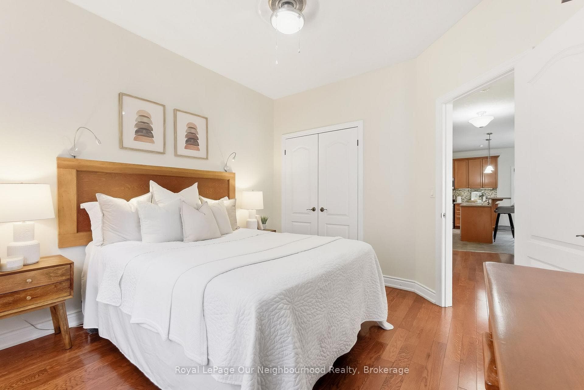 465 Foote Crescent photo 27