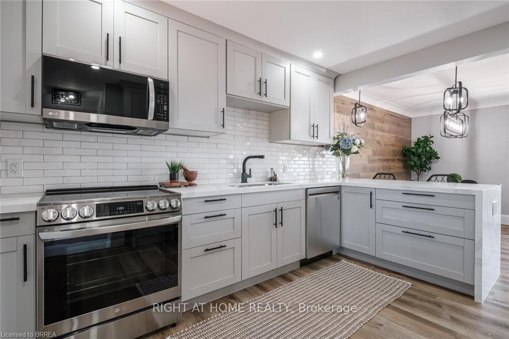 54 Lyndhurst Street photo 8