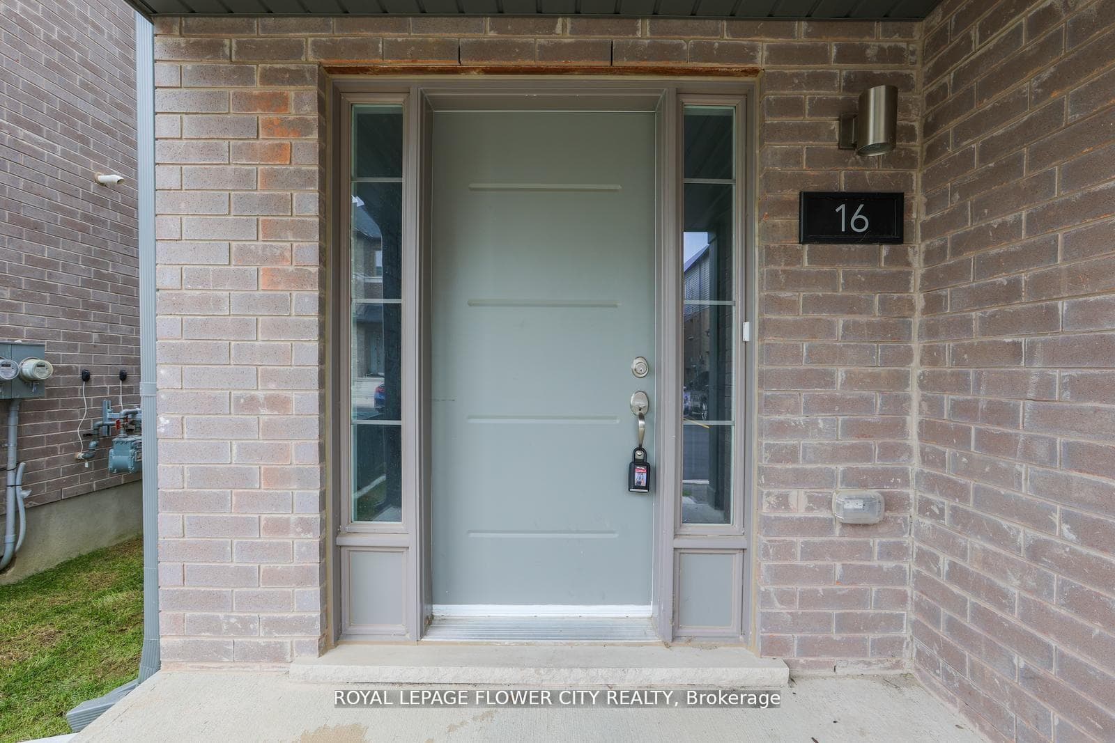 205 West Oak Trail Unit 16 photo 4