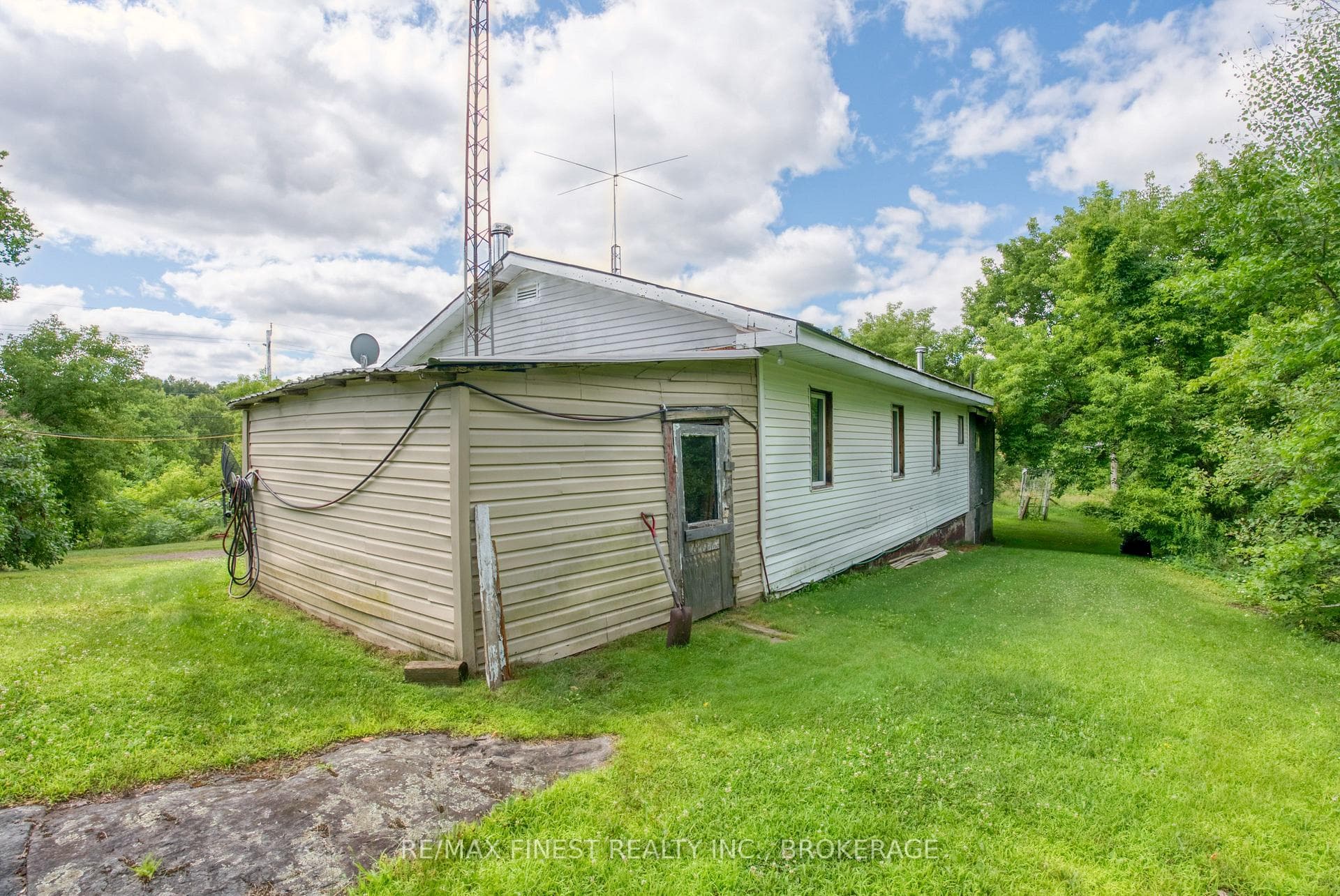 30530 Highway 7 N/A photo 8