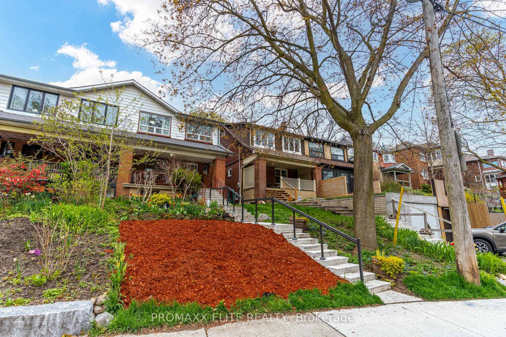 71 Springmount Avenue photo 3