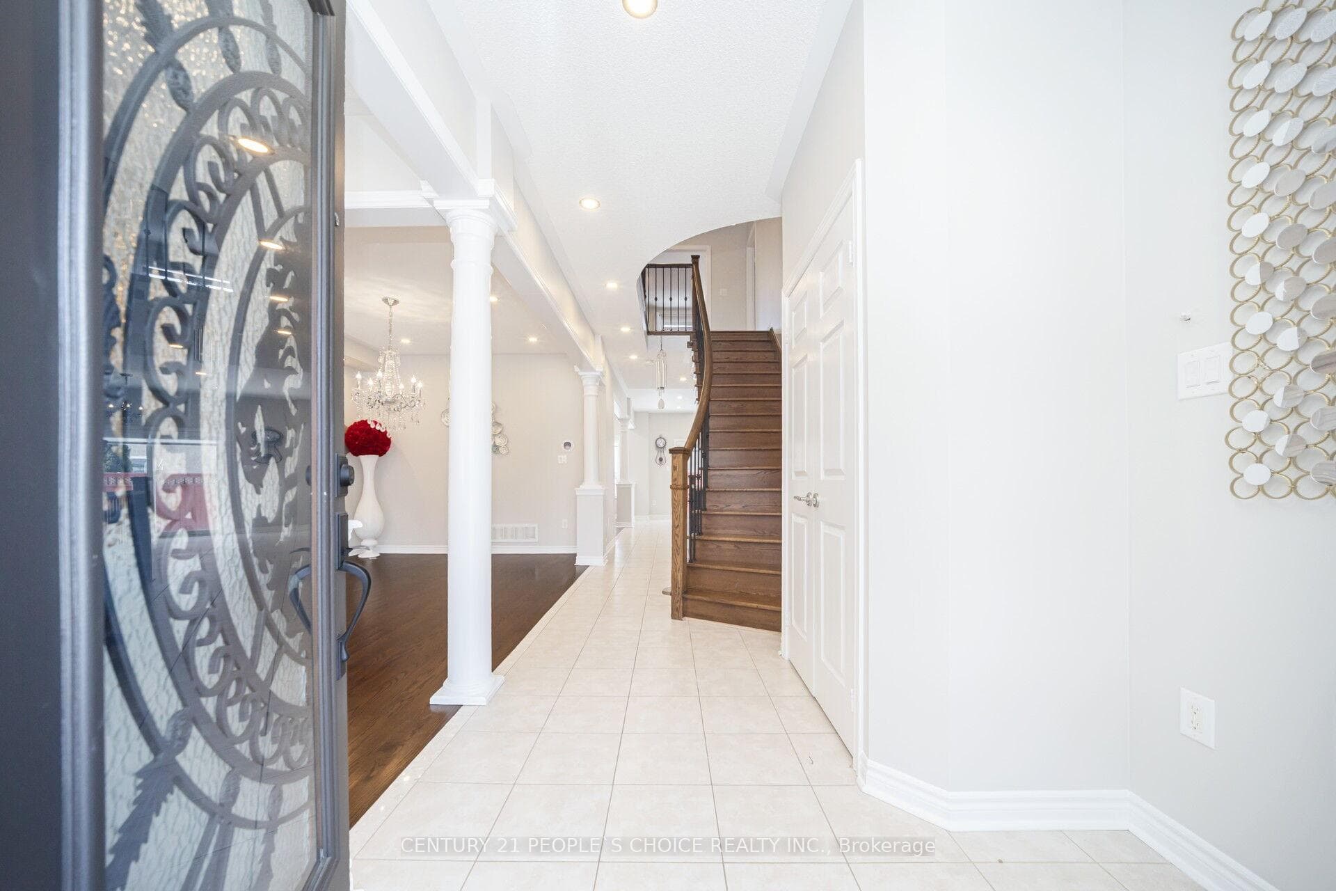 263 Vellore Avenue photo 48
