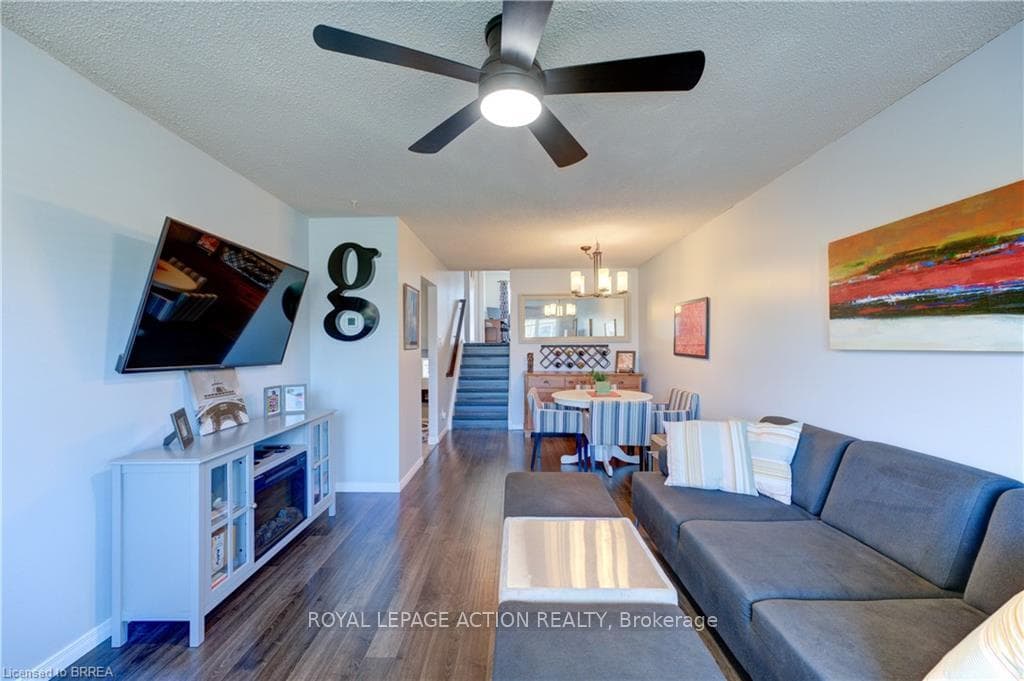 38 Trillium Way photo 4