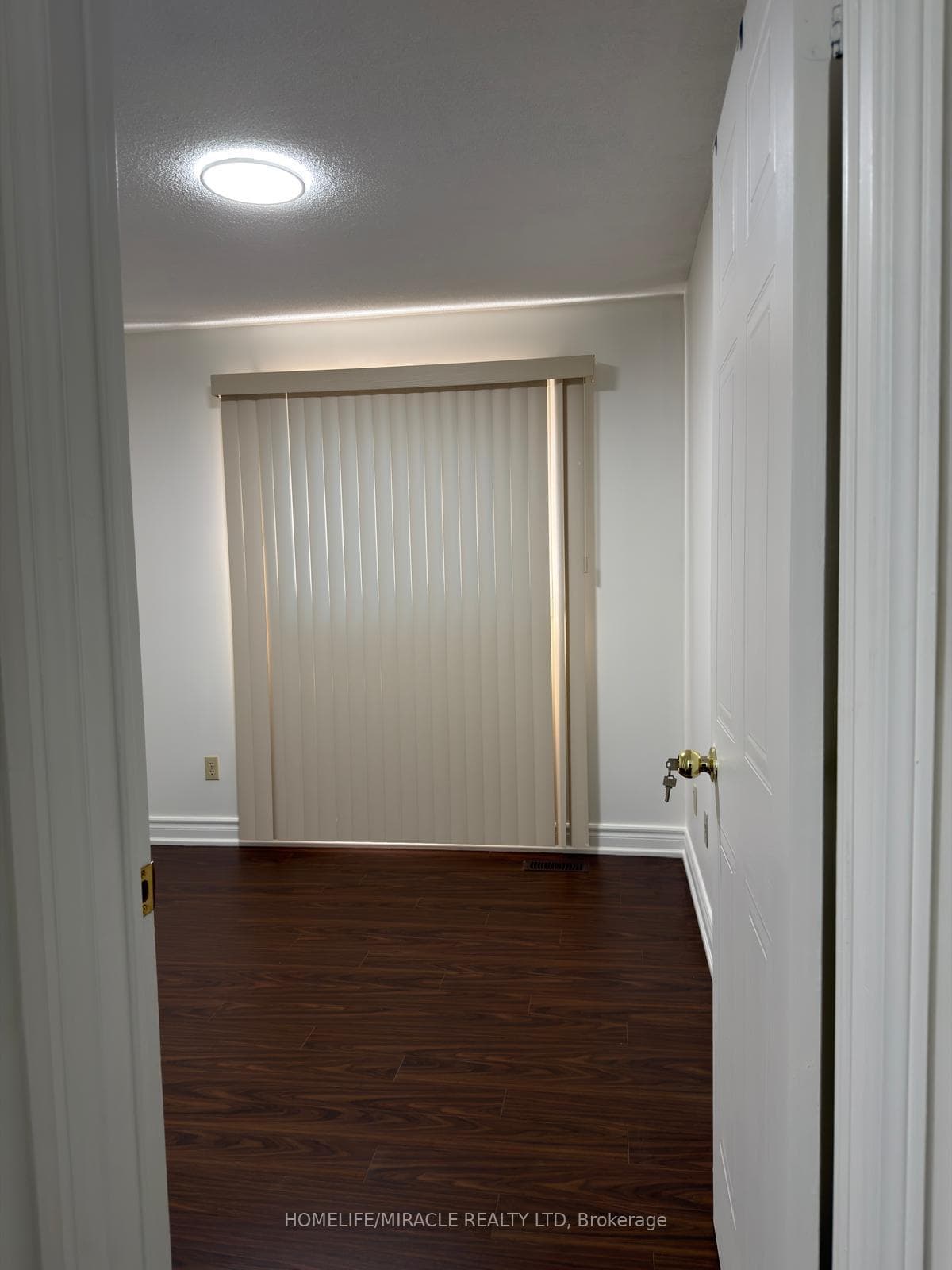 51 Wright Crescent photo 8