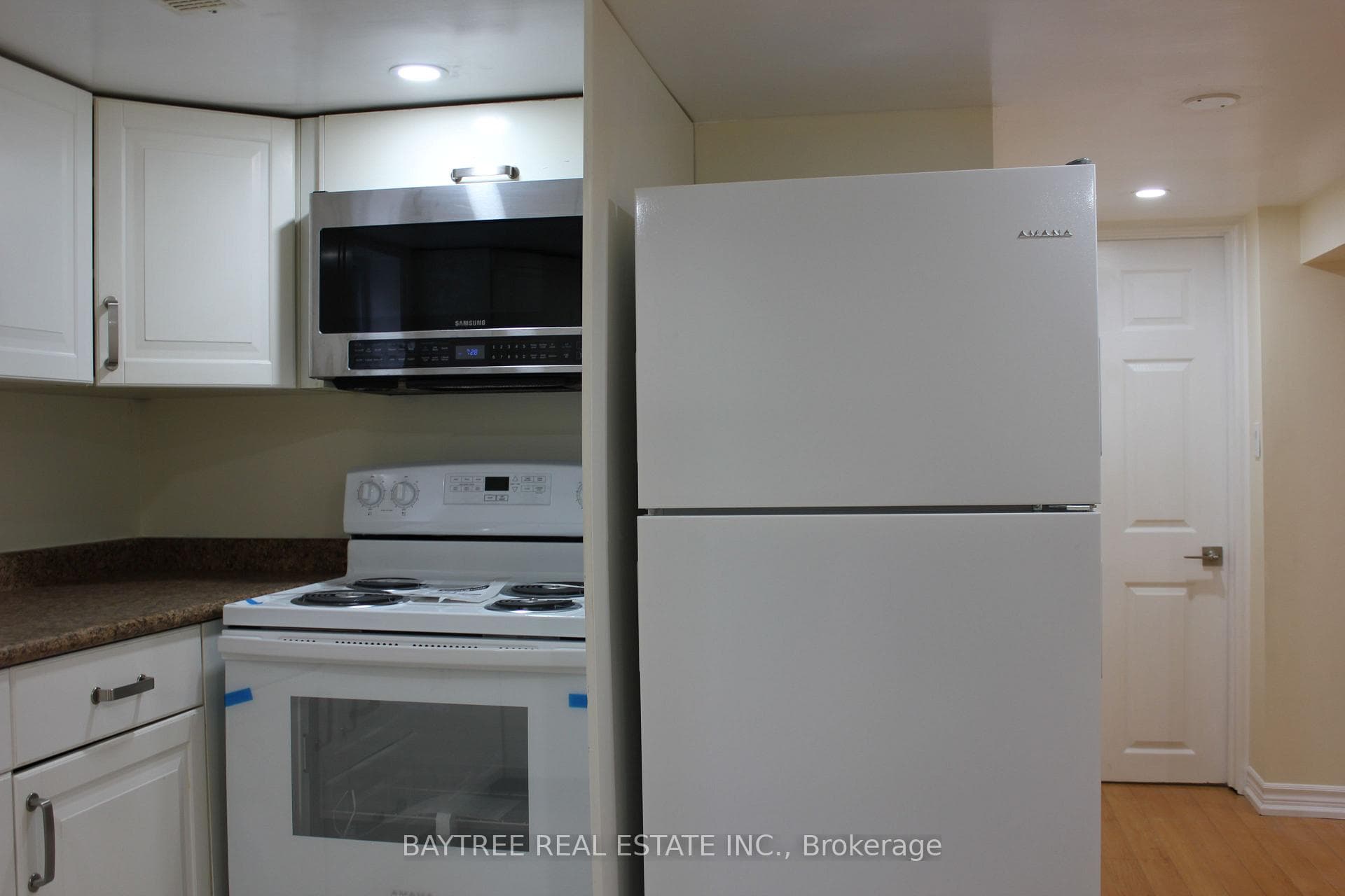 226 Beechy Drive Unit Lower photo 6