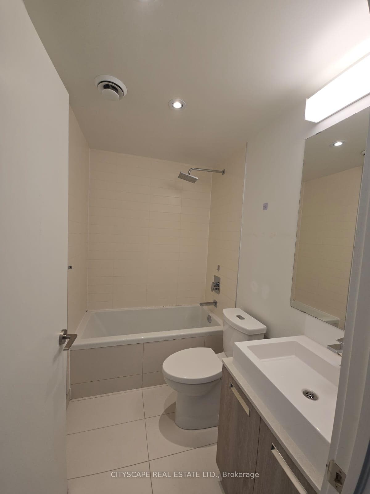 2A Church Street Unit 604 photo 10