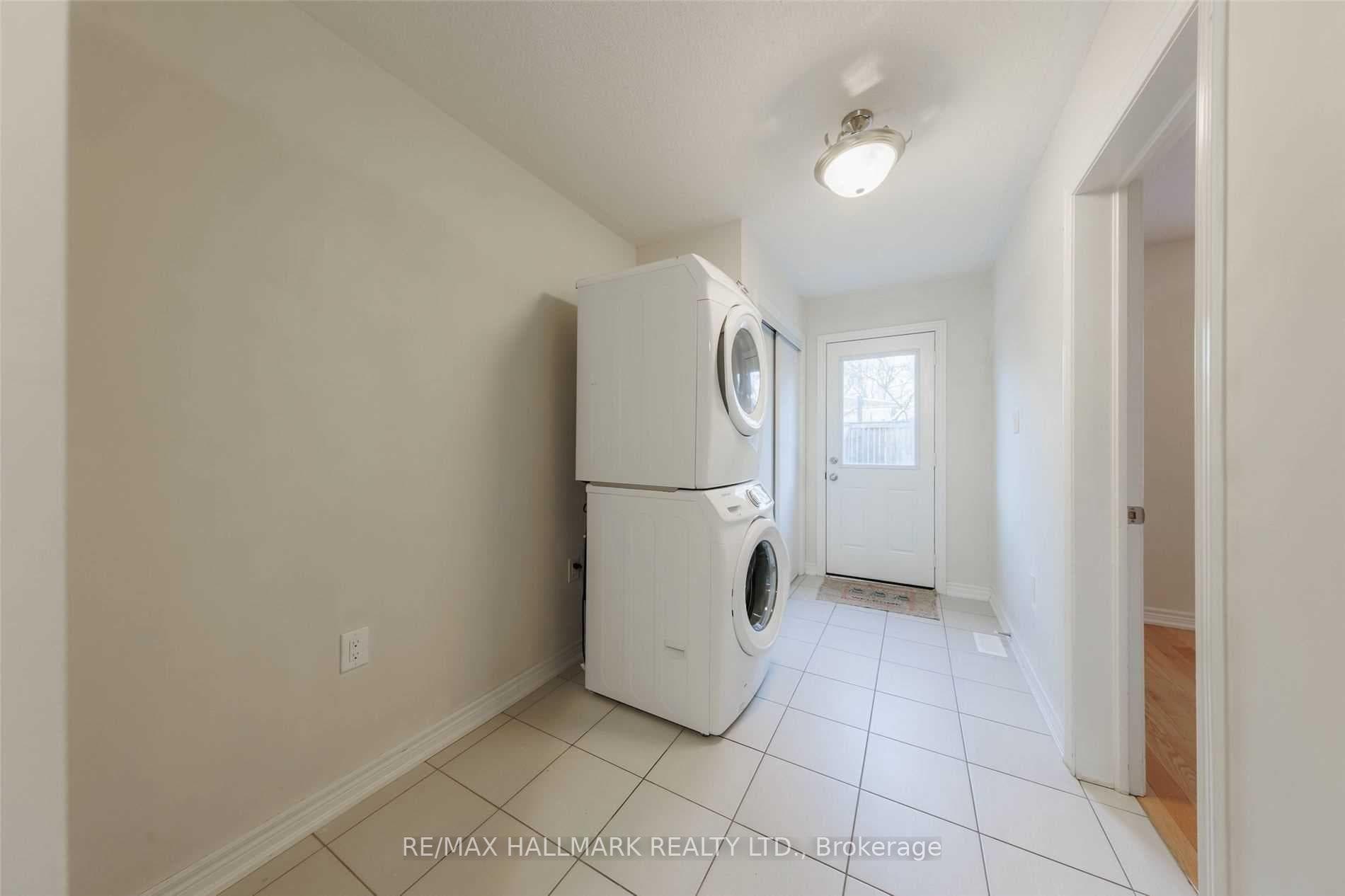 50 Pringdale Gardens Circle photo 4
