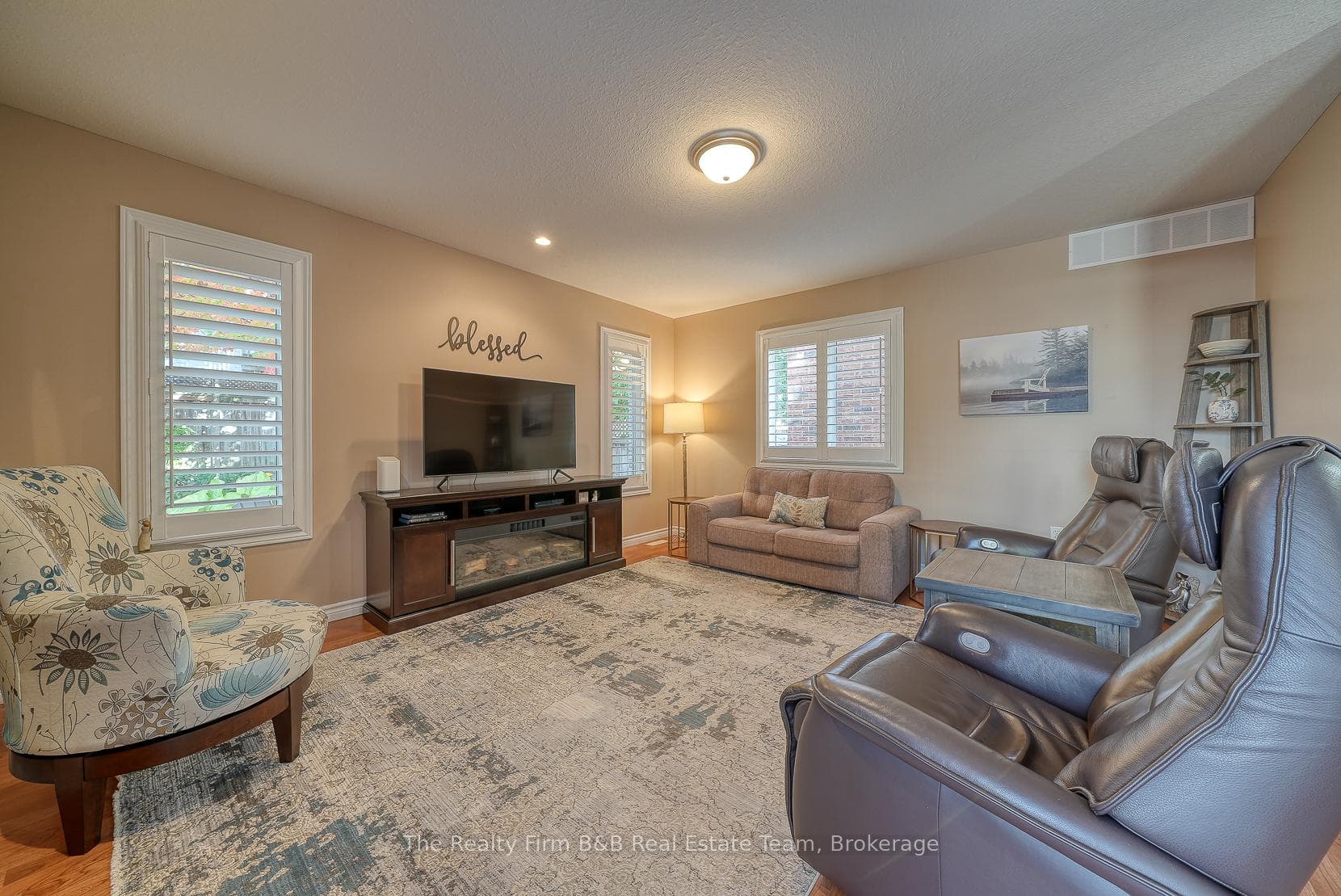 501 Alberta Avenue photo 27