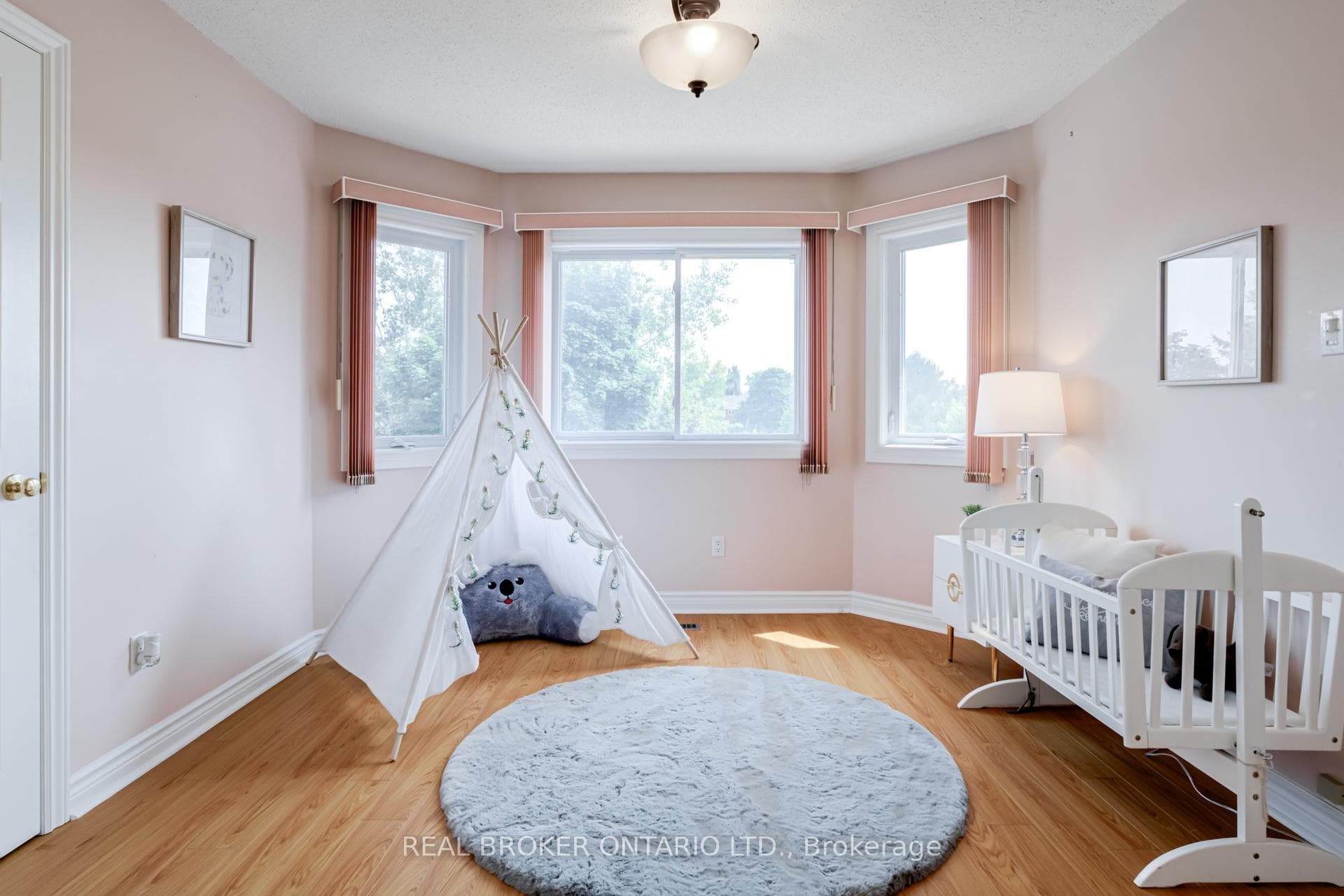 87 Taylorwood Avenue photo 19