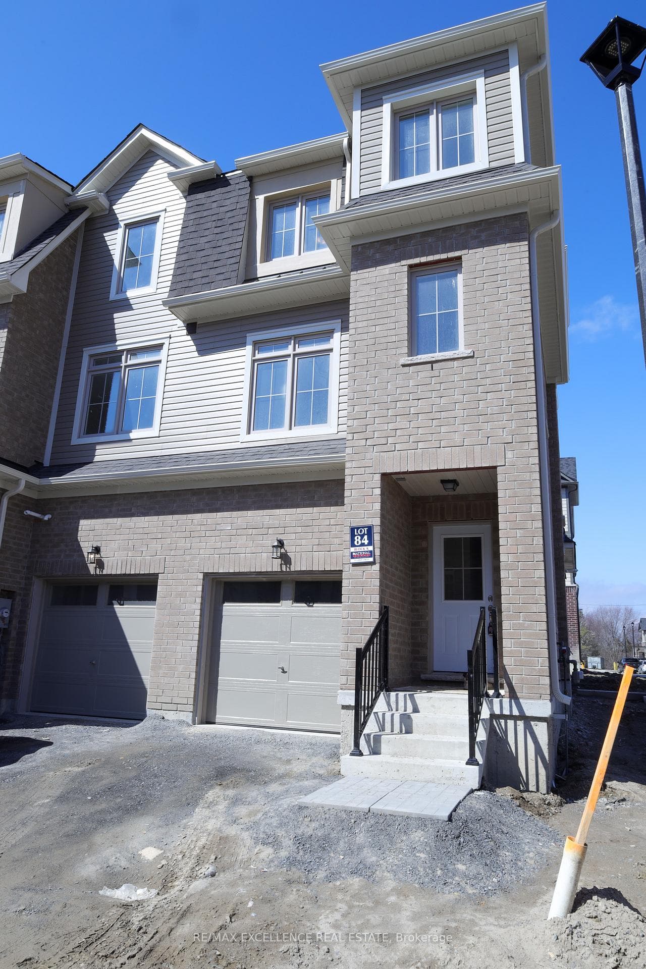 111 Senay Circle photo 2