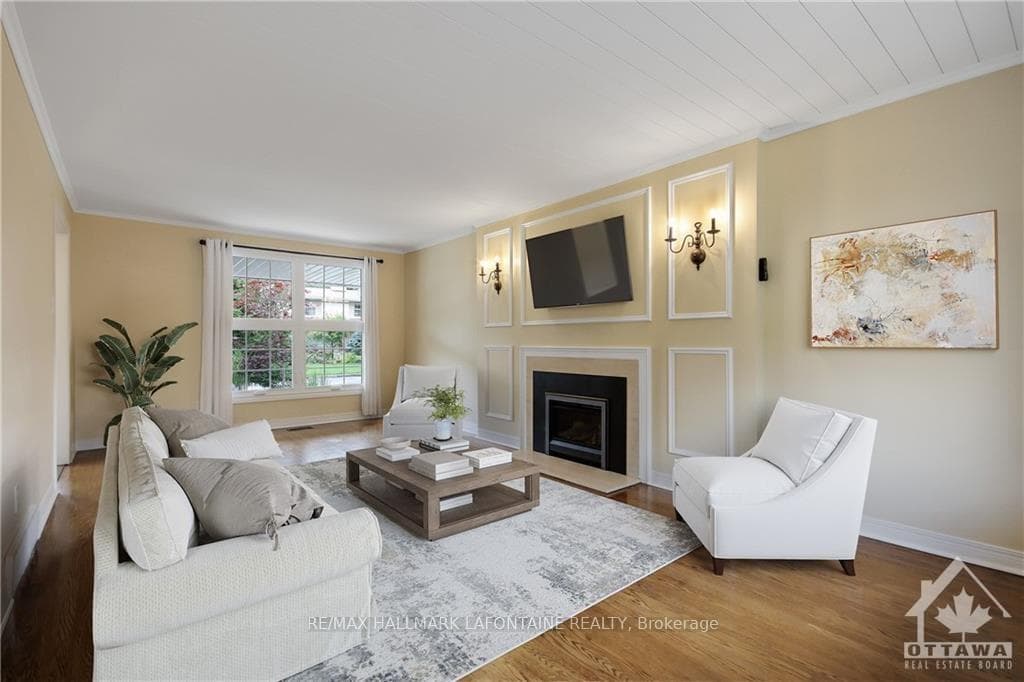 1809 Dorset Drive photo 2