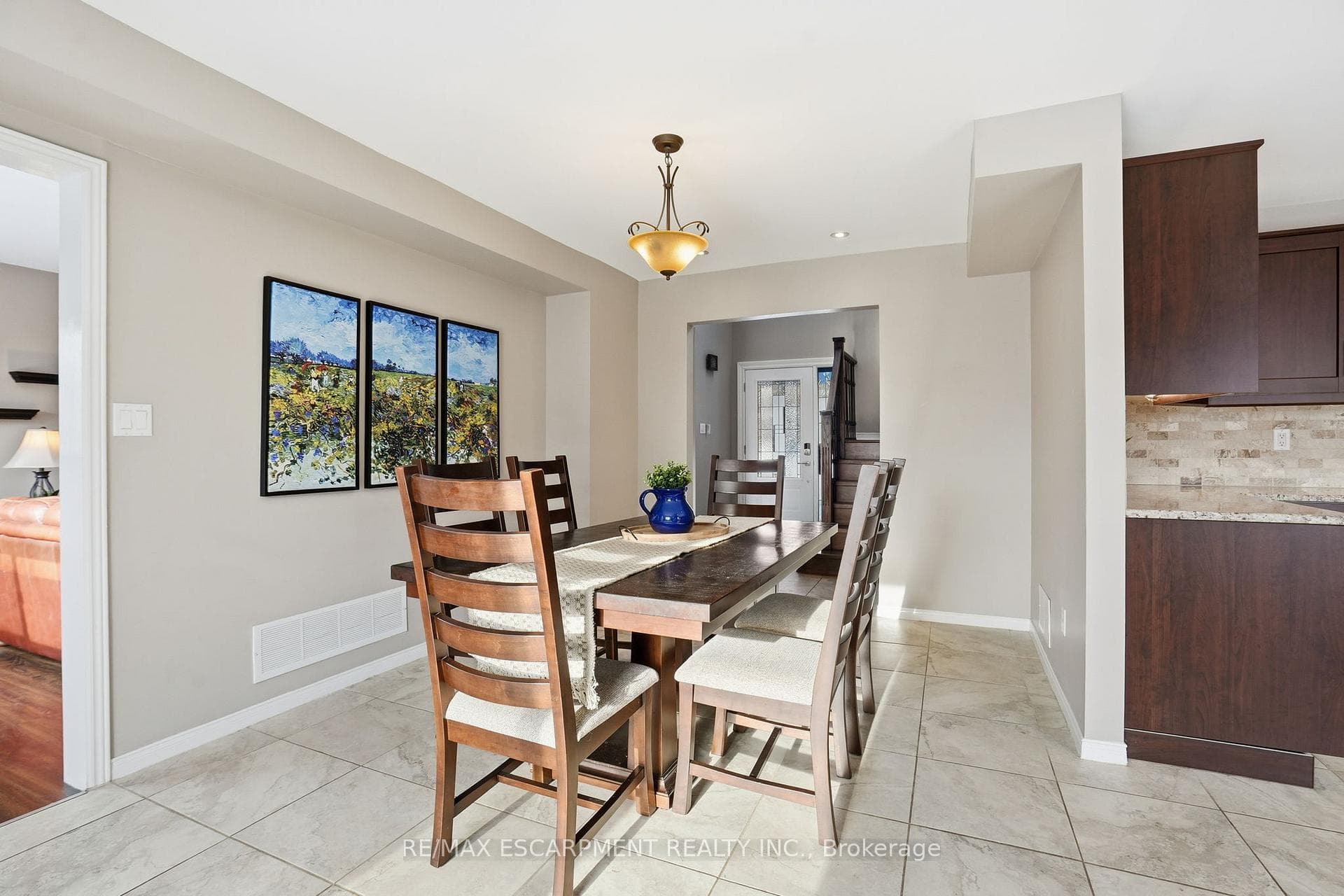 73 Riley Street photo 8
