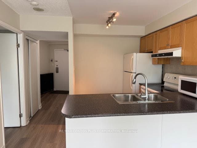 Kitchen with Double Sink