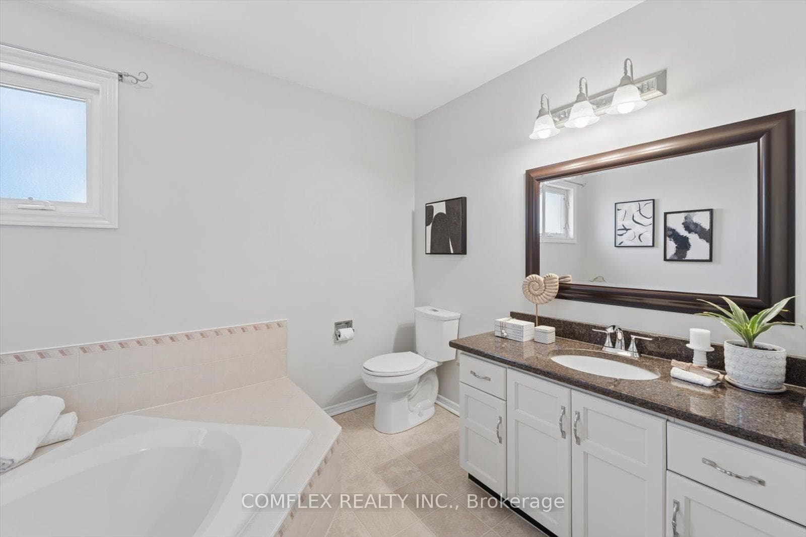 43 Waywell Street photo 25