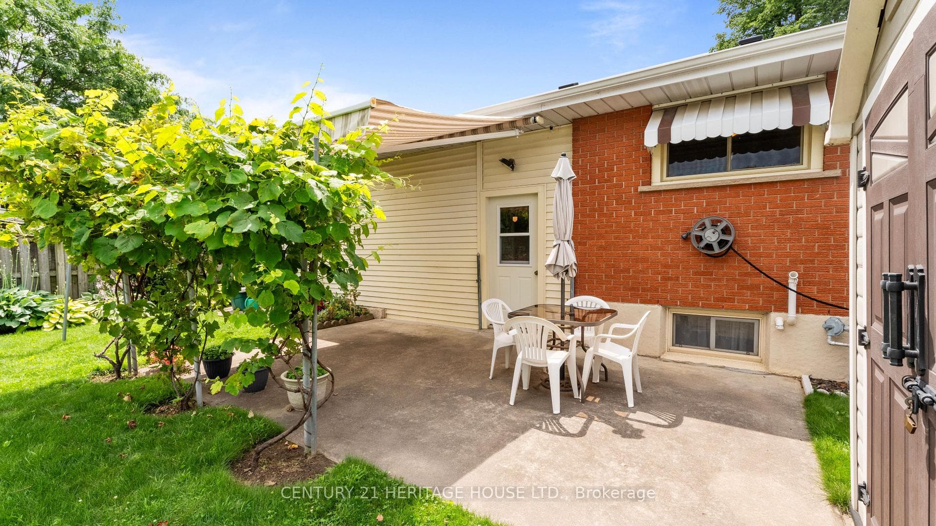 41 Linden Avenue photo 28