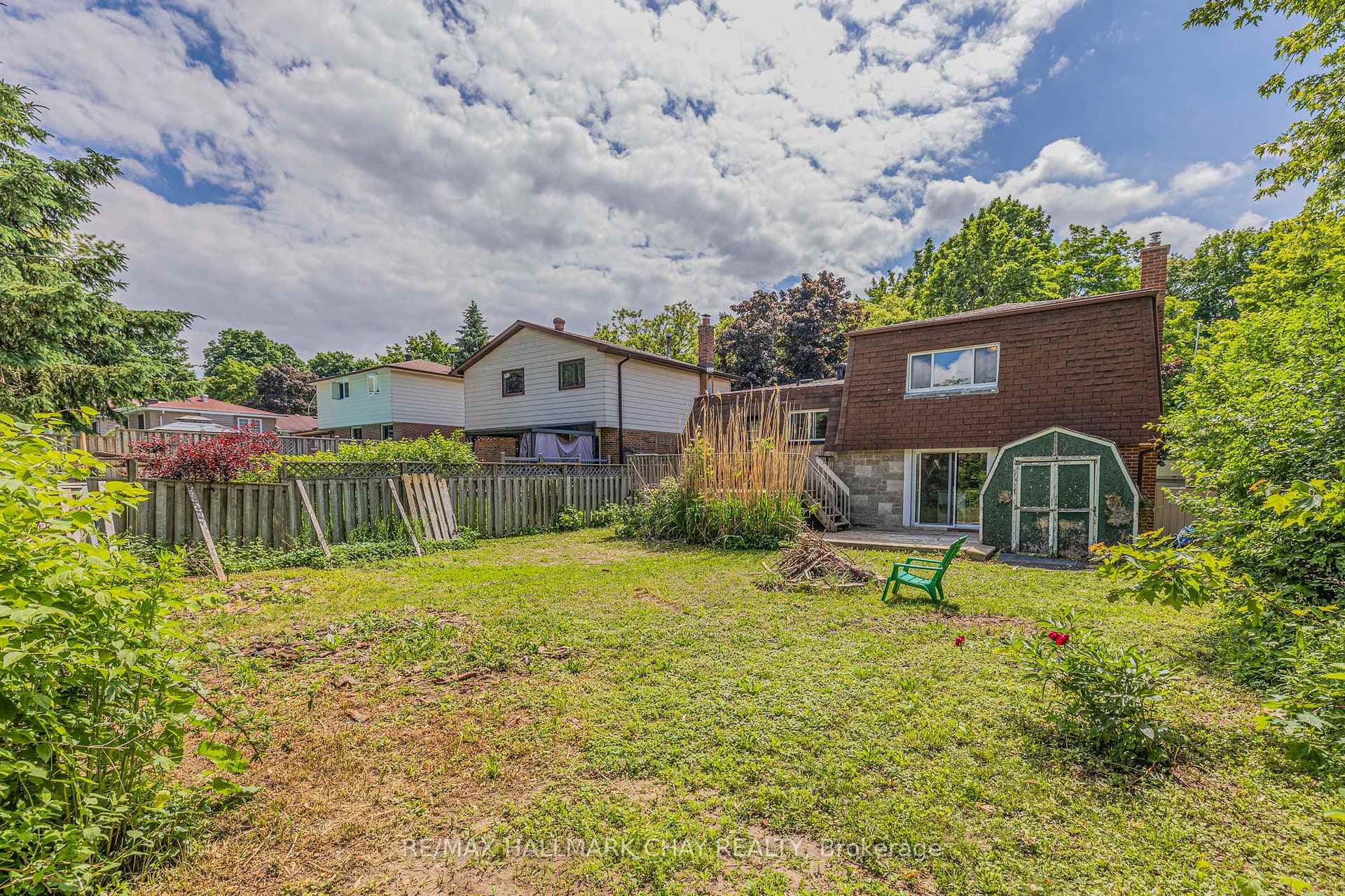 27 Virgilwood Crescent - Tall Trees in Barrie
