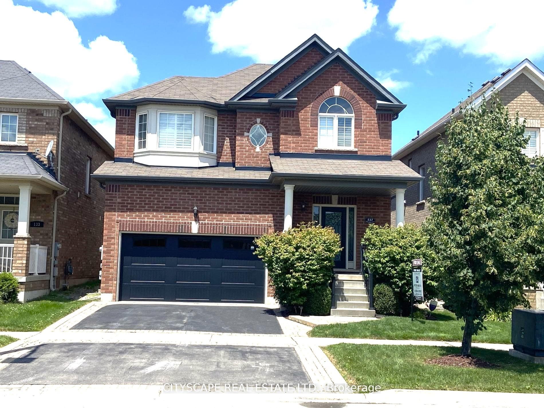 137 McLaughlin Avenue photo 1
