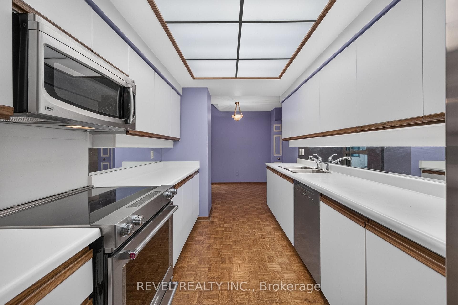 278 Bloor Street Unit 2301 photo 9