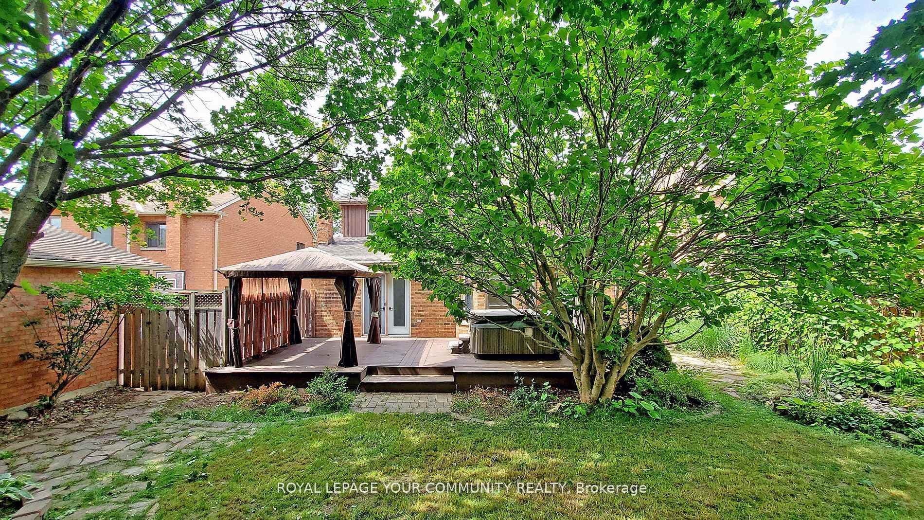 63 Falling Brook Drive photo 37