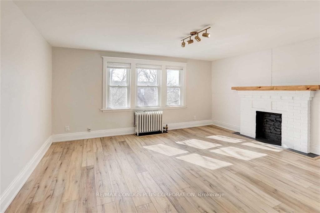 4 North Oval Street Unit 6 photo 3