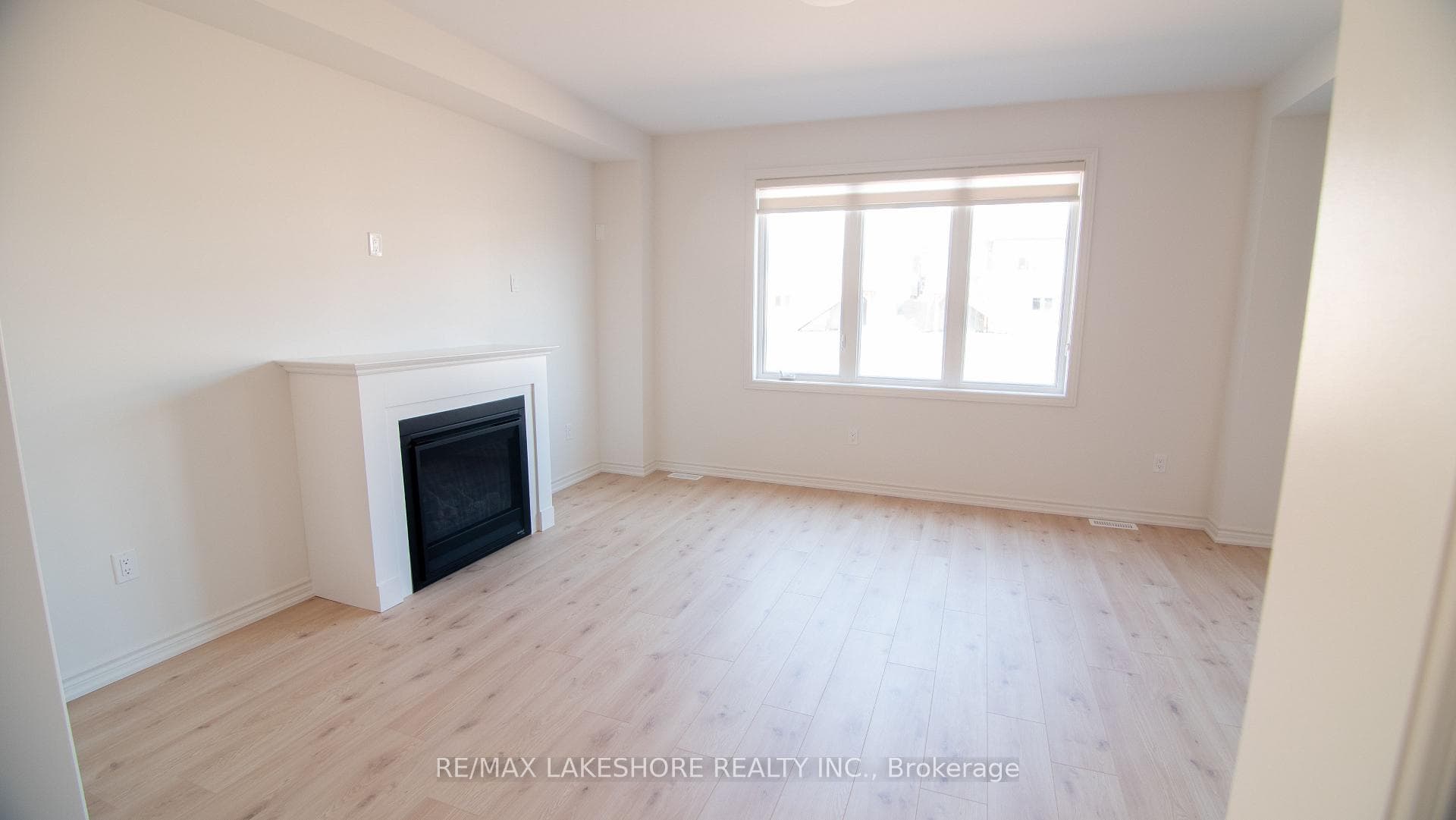 1073 Trailsview Avenue photo 4