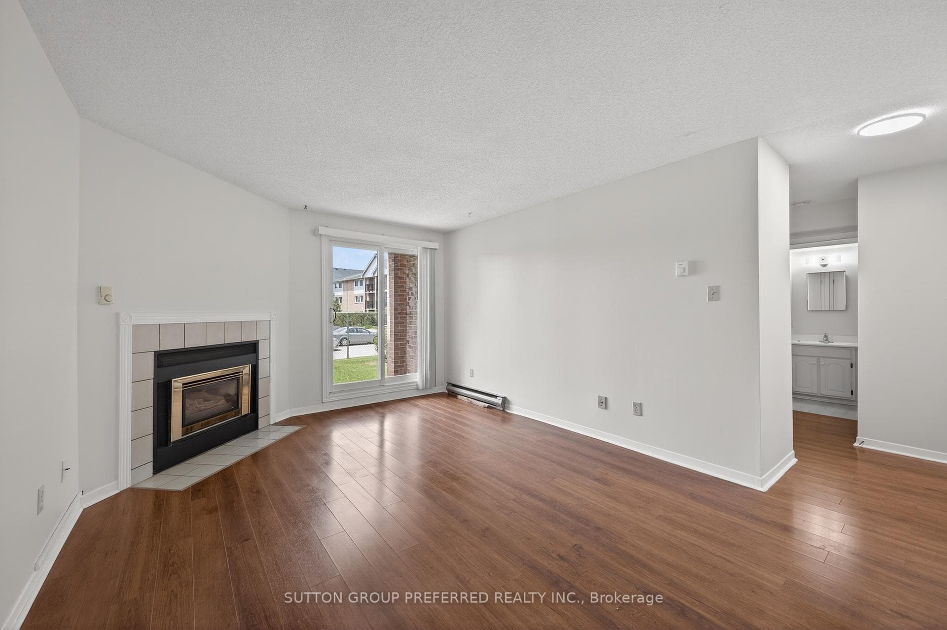 136 Conway Drive Unit 52 photo 13