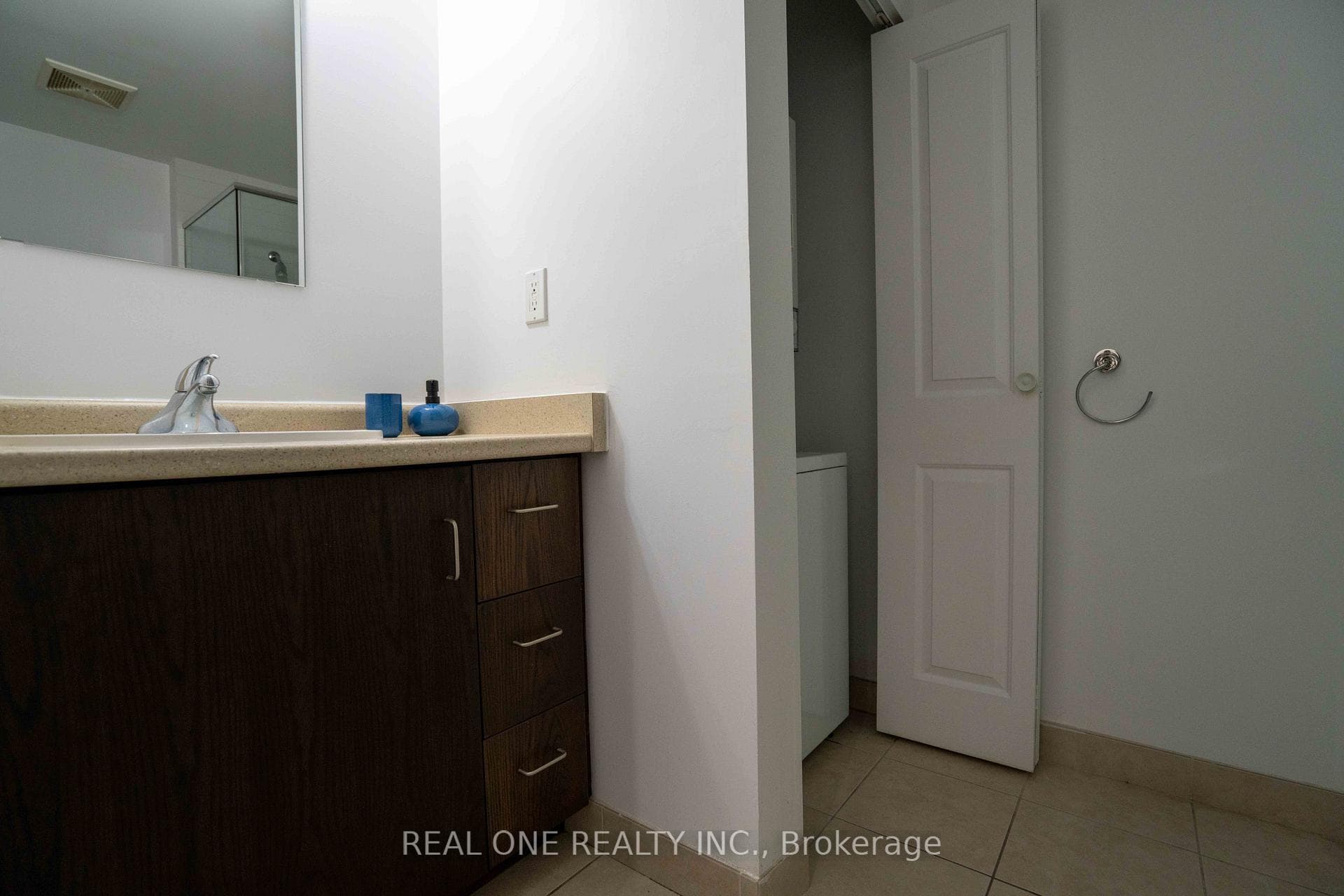 191 king Street Unit 703 photo 16