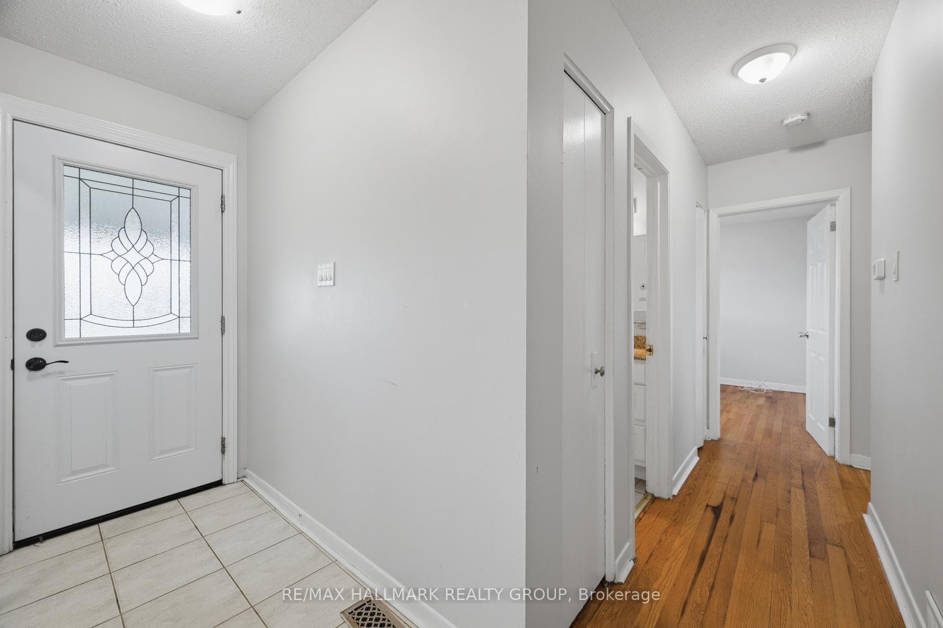 45 Hilliard Avenue photo 18