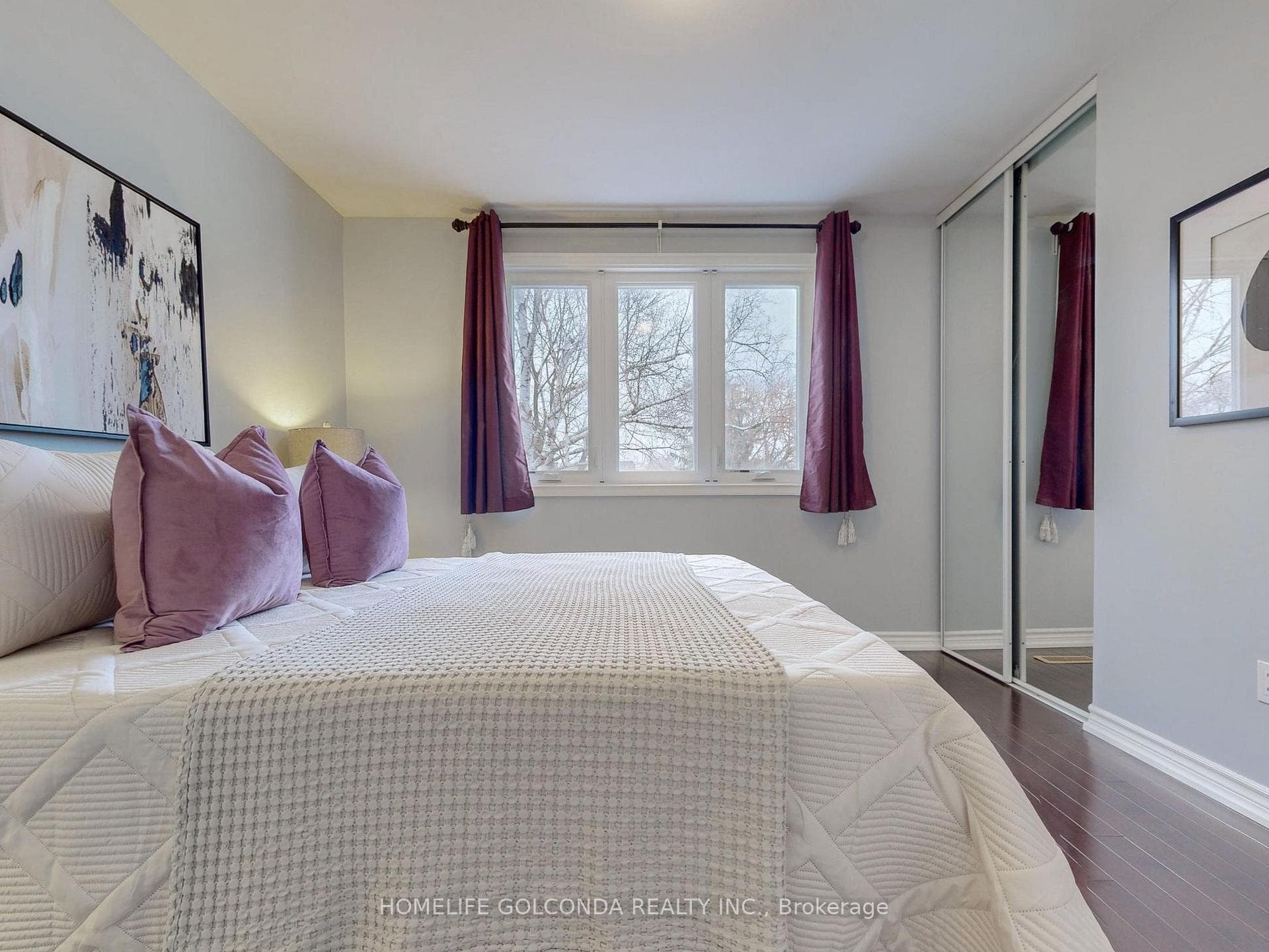 137 Ramona Boulevard photo 27