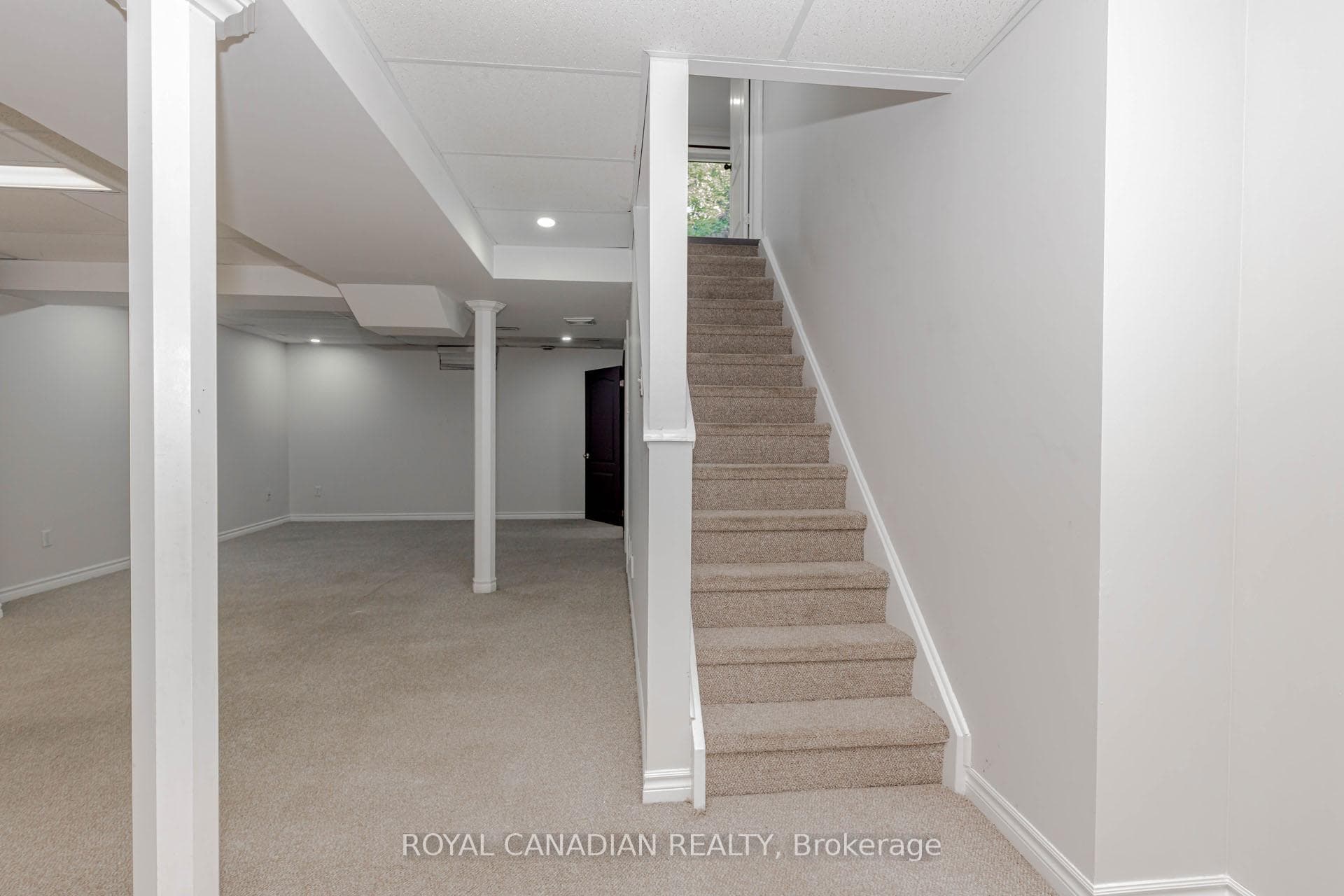 5180 Blue Spruce Avenue photo 40
