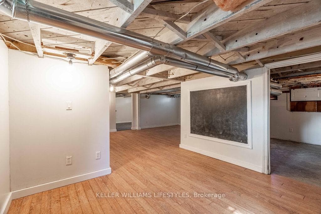 22828 Hagerty Road photo 19
